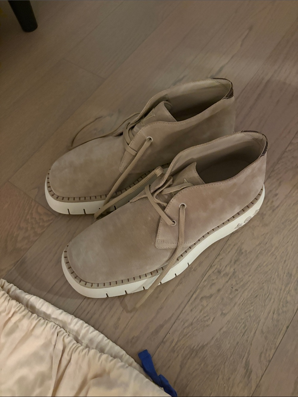 Men's Suede Chukka Boots in Beige